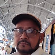 Kagaz ki ek kashti agar Par ho gayi, Isme samandaron ki kahan har ho gayi !  (Tariq Qamar) गोरख़पुर का मुशायरा........बस ये समझ लीजिये कि कल रात शायद  कुछ अलग ही बात