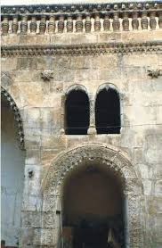 Urfa Melekler Evi Osman Ciftbudak Evi Kaynak S Sabri Kurkcuoglu Sanliurfa Geleneksel Mimarisinde Kus Takalari Kus Evleri Sanliurf Kus Evi Kus Mimari