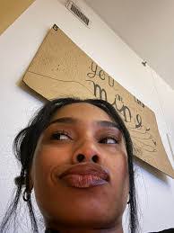 Keena Smith's Instagram, Twitter & Facebook