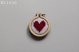 Mi Amor Herzlich Bestickte Kettenanhanger In 2020 Sticken Und Nahen Sticken Besticken