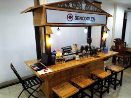 Seperti apa uniknya kedai kopi. Belajar Wirausaha Kedai Kopi Susu Kekinian Dengan Modal Minim Maubelajarapa