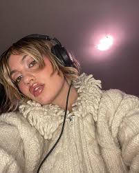 Sprngchkn (@karalanevalorzi) • Instagram photos and videos