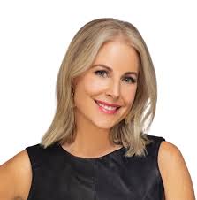 Ellen Angell's Instagram, Twitter & Facebook