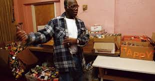 Rev. Dorris Davis dies; his shelter offered food, school supplies