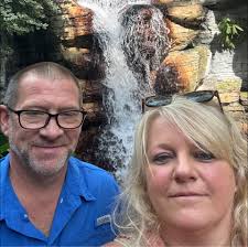 What dog sitters are available in Newport, VT for summer?