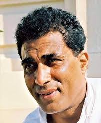 كـ سورة الكهف ( حضوركِ ) يغفر لي حُزن ْعام ويكتبُ لي فرح أعوام..! مساااااء  ااالورد