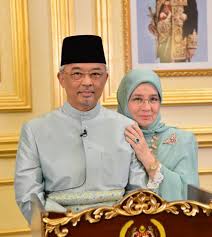 Sultan johor masak nasi goreng. Permaisuri Kongsi Resipi Nasi Goreng Mentega Berlada Guna Kuali Legend Mudah Je Caranya Yang Pasti Sedap Keluarga