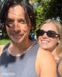 Eliza Taylor (and Bob Morley) with their son Henri decorating the Christmas  tree 🫣🥰 #The100 #The100cw #The100edit #The100season5 #The100season6  #The100season7 #clarke #clarkegriffin #bellamy #bellamyblake #octavia  #christmas #christmastree #murphy ...