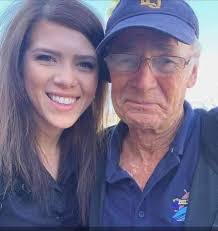 Thomas Rippy's Instagram, Twitter & Facebook