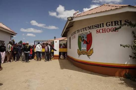 16 die in Kenya girls' hostel fire A fire in a girls' dormitory in Kenya on  Thursday killed 16 children and hospitalised 79 in the latest deadly blaze  to hit a school