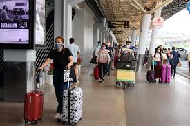 Giá hiển thị minh bạch rõ ràng. LÆ°á»£ng Hanh Khach Táº¡i San Bay Tan SÆ¡n Nháº¥t TÄƒng Dáº§n Ngay Cáº­n Táº¿t Giao Thong Vietnam Vietnamplus