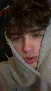 Bailey Mcintosh's Instagram, Twitter & Facebook