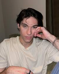 nikolas young :p (@nikolasefyoung) • Instagram photos and videos