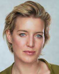 London Class (TV Series 2023– )