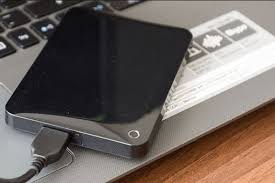 10 Situations Where External Hard Drive Not Showing Up Solutions Computer And Technology Video Editing Software Iphone Touch Blended Learning