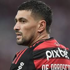 Flamengo escolhe novo capitão com saída de Gerson, será o Arrascaeta