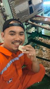 Sky flakes and salt flakes reduce freshwater generator efficiency