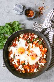 5 Ingredient Skillet Eggs With Spinach And Roasted Cauliflower Domesticate Me Recipe Vegetarian Recipes Quick Healthy Meals Roasted Cauliflower