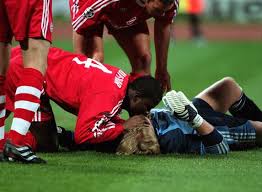 Football analyst for supersport and many others. Kuffour Kahn Mund Fotos Imago