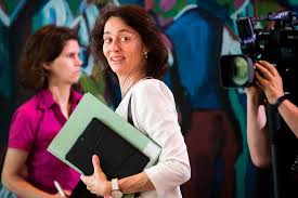 Here you can see the best tweets of katarina barley, take a look at his statistics on twitter or register to see your best tweets. Wer Folgt Auf Katarina Barley Das Justizministerium Muss Wiedererweckt Werden Politik Tagesspiegel