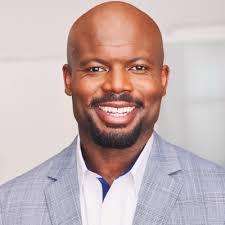 This week, the sports news seems to be awash in articles about the “Three  Team Trade” that occurred in the NBA's western conference. Without paying  much attention to what's being written, behind