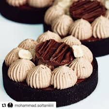 Repost Mohammad Soltaniiiiii Sable Tartis Ganachcerameltafii Hazelnut Chocolat Milk Agthering Amauryguichon Siliko Yummy Food Callebaut Chocolate Recipes