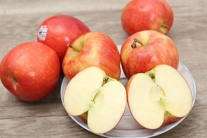 Táo để 3 tháng vẫn tươi: Hoa quả nhập khẩu có hạn sử dụng không? | Báo Dân  trí