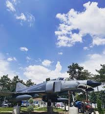 Türk hava kurumu üniversitesi yorumlarını ve okulun ortalama puanını görebilirsiniz. Turk Hava Kurumu Universitesi