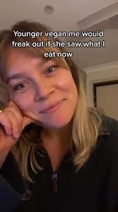 POV: you put 6 bananas in your smoothie and think its normal #foodtiktok  #recipedeveloper #coolkids #exvegan