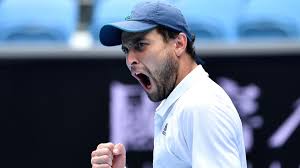 In order to be irreplaceable you must be different. Zuoeyxqhi0qgtm