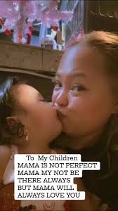 𝙉𝙀𝙑𝙀𝙍 𝘼𝙇𝙇𝙊𝙒 𝘼𝙉𝙔𝙊𝙉𝙀'𝙎 𝙈𝙄𝙎𝙏𝘼𝙆𝙀𝙎 𝙏𝙊 𝘽𝙍𝙀𝘼𝙆  𝙔𝙊𝙐𝙍 𝘾𝙃𝙄𝙇𝘿'𝙎 𝘽𝙍𝘼𝙑𝙀𝙍𝙔 𝘼𝙉𝘿 𝘾𝙊𝙉𝙁𝙄𝘿𝙀𝙉𝘾𝙀. Mahina  akong tao—iyon ang totoo. Kaya siguro binigyan ako ng Diyos ng anak na  malakas, isang batang itinadhana ...