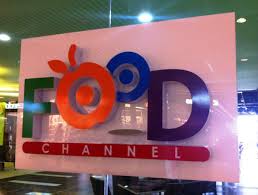 Within the township, you can also finds tesco hypermarket, petrol station, fast food chains (mc donald, kfc, pizza hut and etc) and the long waited shopping. Setia City Mall On Twitter Food Channel The Much Awaited Food Court Is Now Open On Lvl 1 At Scm What Scrumptious Food Will You Find There Http T Co 1oluau2u