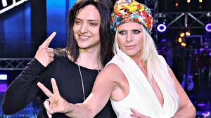 Participants compete for the gratitude of the judges, who can only knock out one singer. Top 10 Awesome Rock Performances Juan Carlos Cano The Voice Poland Winner Youtube