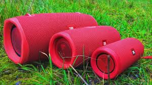 The flip 4's $80 price tag makes this an absolute steal, even in 2021. Jbl Xtreme 2 Vs Jbl Charge 4 Vs Jbl Flip 4 Bass Test Jbl Connect 100 Volume Extreme Youtube