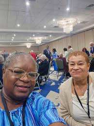 The person reading my post now is sitting.If it's a lie ,call me GOAT😏 If  it's a truth,call me LEGEND🙂 🧐🧐🧐