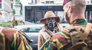 Voilà l'idée développée par la ministre de la défense, ludivine dedonder, . Ludivine Dedonder Rencontre Les Militaires Qui Patrouillent A Bruxelles Bx1