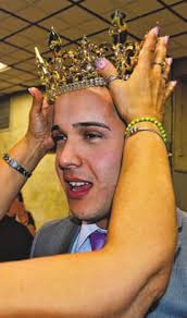 Crowning Achievement Einstein Hospital complaints bubble over