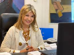 Μέσω της ηλεκτρονικής υπηρεσίας ατομικός λογαριασμός ασφάλισης, η οποία διατίθεται για μισθωτούς ασφαλισμένους, υποστηρίζεται η δυνατότητα άντλησης των ατομικών στοιχείων. Zetta Makrh Lykeia 8etikos Apologismos Ths Prwths Bdomadas Leitoyrgias Alfavita