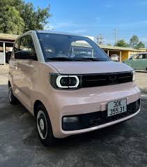 Giá Xe Ô Tô Điện Trung Quốc WULING Hongguang EV Chỉ Từ 239