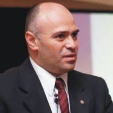 He is 25 years old and is a taurus. Dr Fernando Daniel Peiro Herrera Escritor Consultor Y Formador Internacional Sibon Consulting Training Xing