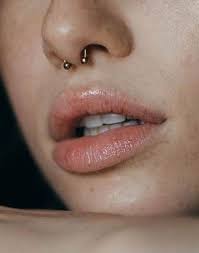 40 New Ideas Jewerly Aesthetic Dark Jewerly Piercings Nariz Piercing Nariz Mujer Piercings Bonitos