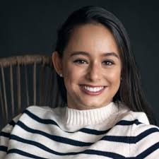 Virgie Castro's Instagram, Twitter & Facebook