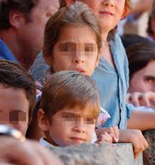 Francisco Rivera disfruta con sus hijos del festejo taurino más especial  para la familia