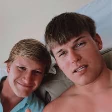 Brandon Schram (@bschram22)