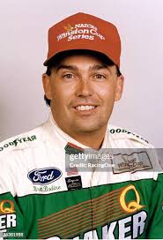 387 Brett Bernstein Photos & High Res Pictures