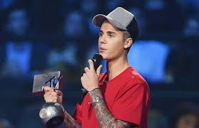 MTV EMAs 2015 winners list in full: Justin Bieber takes home more awards  than Taylor Swift | The Independent | The Independent