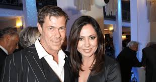 Yusimi moya rodriguez developed the new choreography points of passage premiered at the garden pavilion of melk abbey in austria in june 2014. Simone Thomalla Sven Martinek Gute Freunde