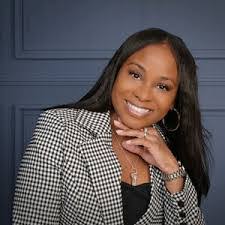 Donna Mangum's Instagram, Twitter & Facebook