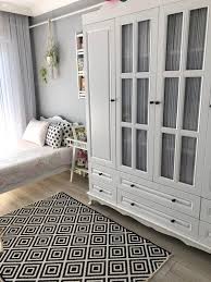 Bu Evde Referans Alinan Tek Sey Ev Sahibinin Zevki Ev Gezmesi 2020 Evler Ev Dekorasyon Fikirleri Ev Dekoru