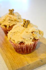 Peanut Butter Pupcakes With Peanut Butter Frosting I Am A Honey Bee